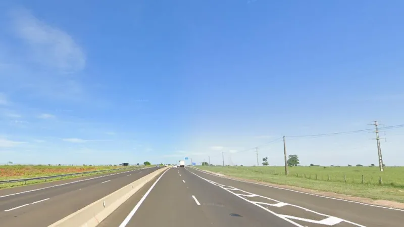 Acidente de trânsito aconteceu na manhã desta quarta-feira (14), no km 637.