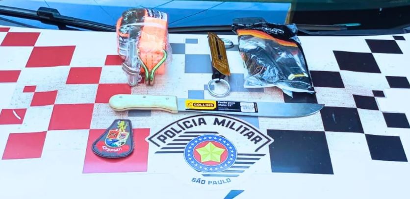 Envolvido foi localizado próximo a um ponto de táxi.